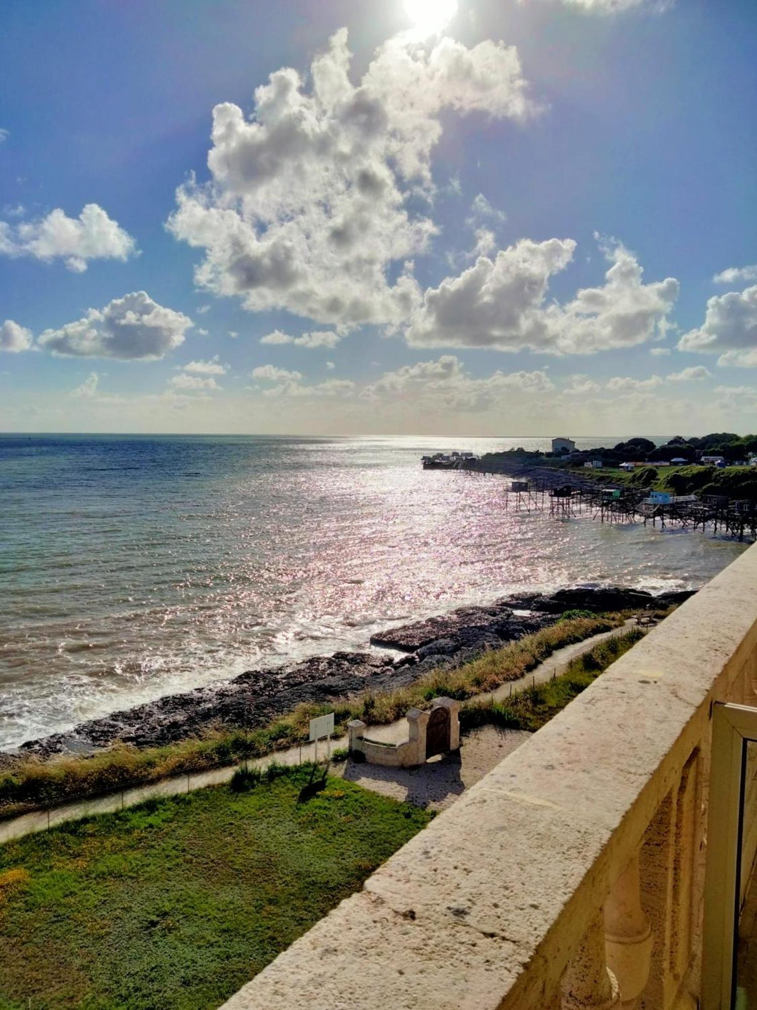 Soleil Villa Роаян Екстериор снимка